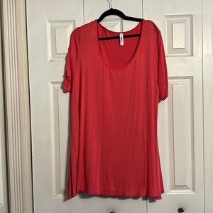 LuLaRoe Perfect T